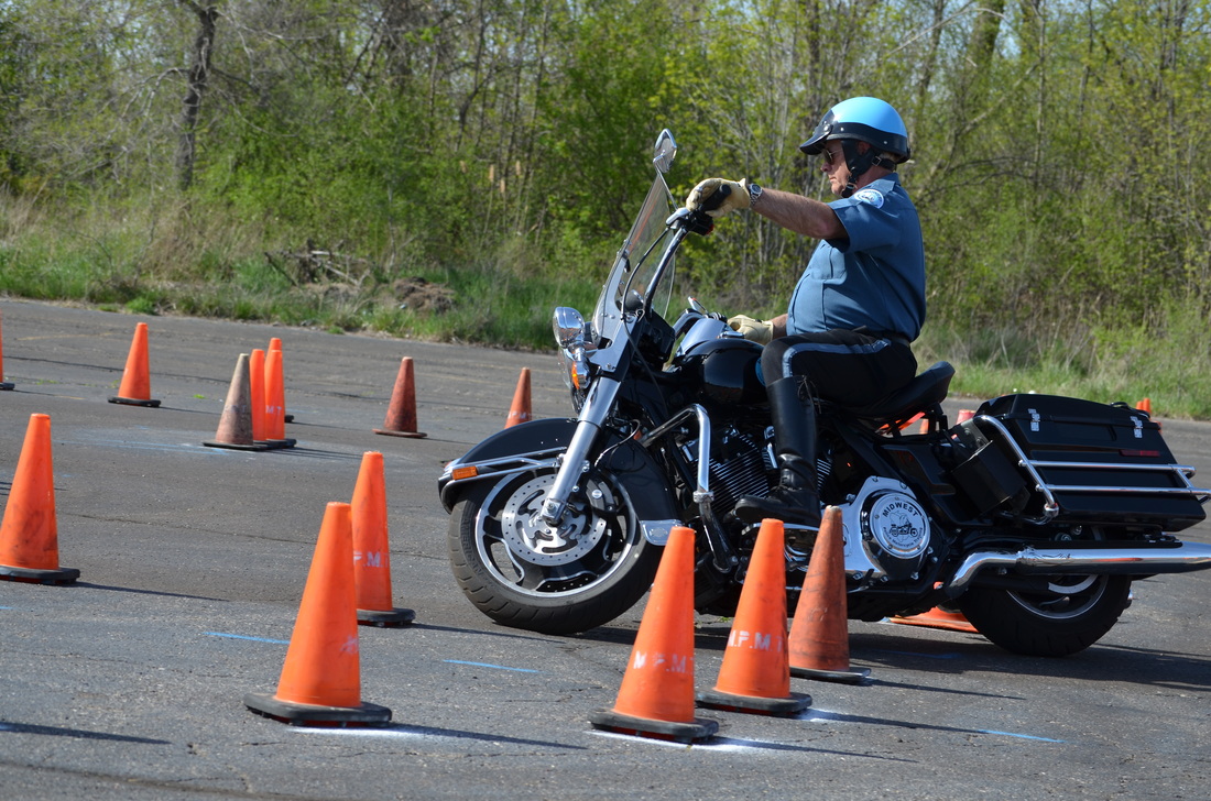 motorbike instructors near me